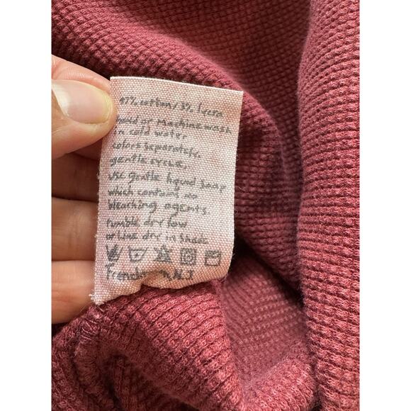 Vintage Blue Fish Women’s Thermal Coffee Red Crop Shirt 2 Large 3/4 Art To Wear - Picture 10 of 14